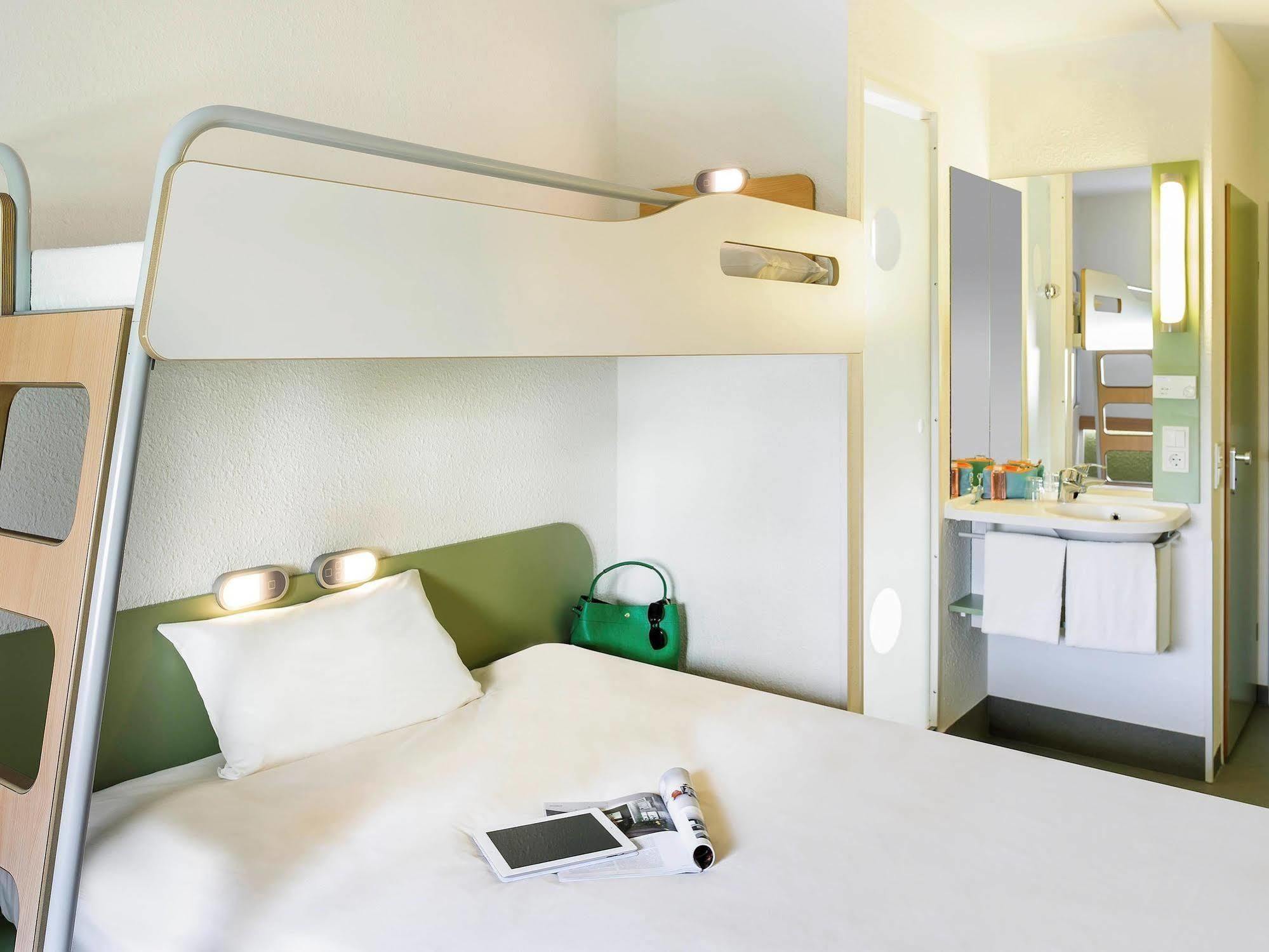 Ibis Budget Quimper Esterno foto